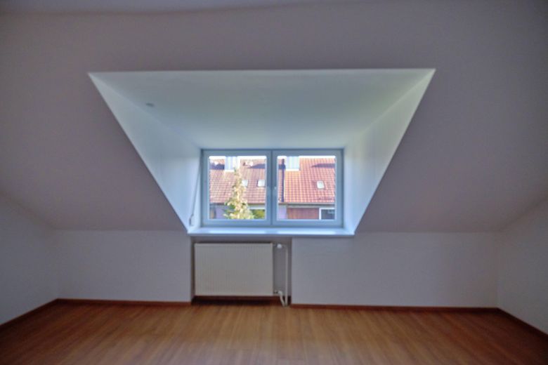 Reihenmittelhaus München-Pasing – 2. OG Richtung Garten