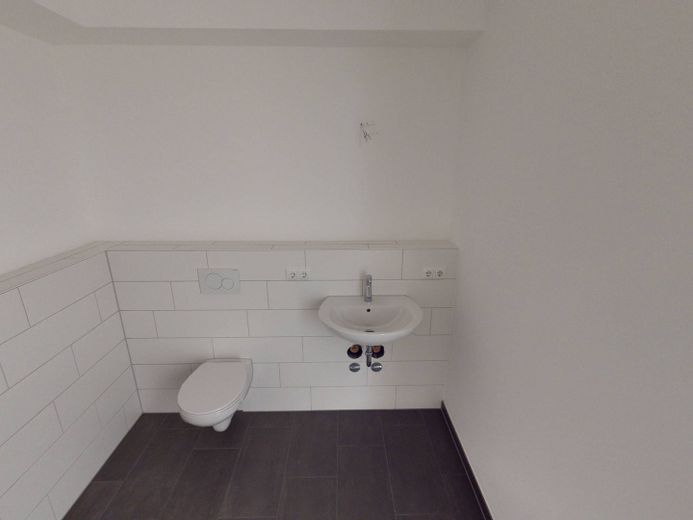 Helle 4-Zimmer-Wohnung mit EBK, 2 BÄDERN und TERRASSE im Neubauquartier FIELD 4 – Ansicht I: Bad II
