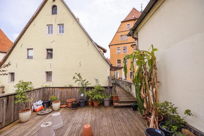 * ¡Joyita de edificio multifamiliar en el casco antiguo de Rothenburg o.d. Tauber!* ¡Sin comisión! * – Foto 22