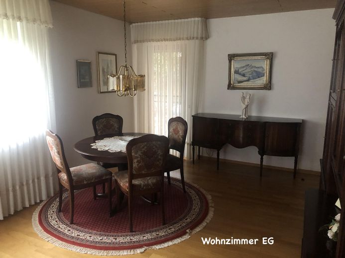 Twee-gezinswoning in een rustige woonomgeving – Wohnzimmer EG