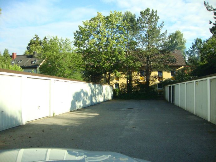 encantadora casa adosada en Gröbenzell, 4 hab., año de construcción 1968, saneada en 2013, – Einzelgarage ca. 80 m