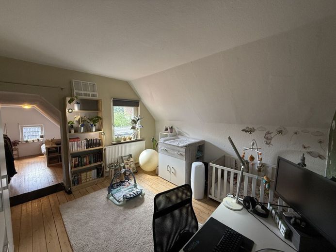 Charmante Doppelhaushälfte mit großzügigem Grundstück in ruhiger Wohnlage von Verl – Arbeitszimmer