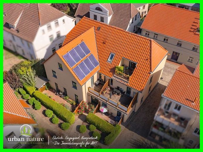 Solid investment in Bad Doberan – apartment building with 7 residential units (7 land registers) – Photo 1