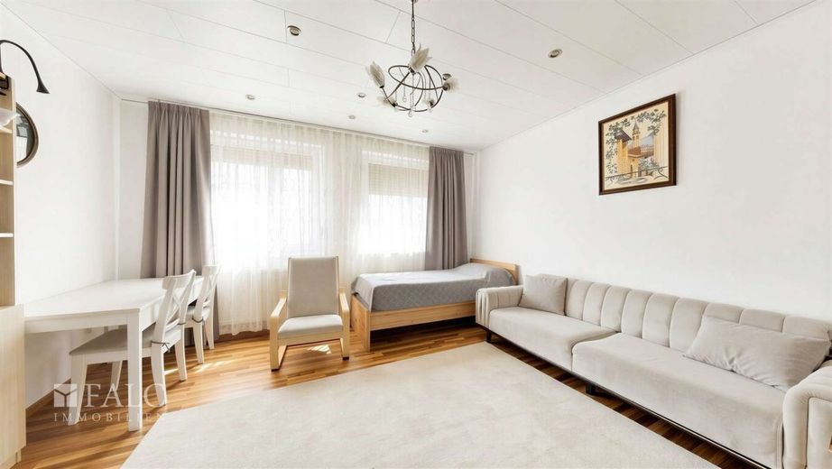Ankommen. Wohlfühlen. Bleiben. Großzügige Wohnung in Bad Friedrichshall – 1. OG Arbeitzimmer