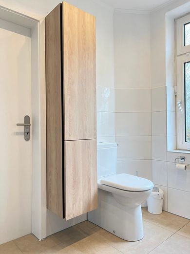 Traumhafter Resthof in absoluter Alleinlage direkt hinterm Eiderdeich mit eigenem Leuchtturm! – Bad Betreiber Haus 2