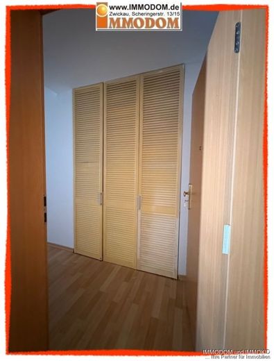 2-Zimmer-Wohnung in Zwickau, zentral und schön gelegen, zu vermieten! – Wohnungseingang