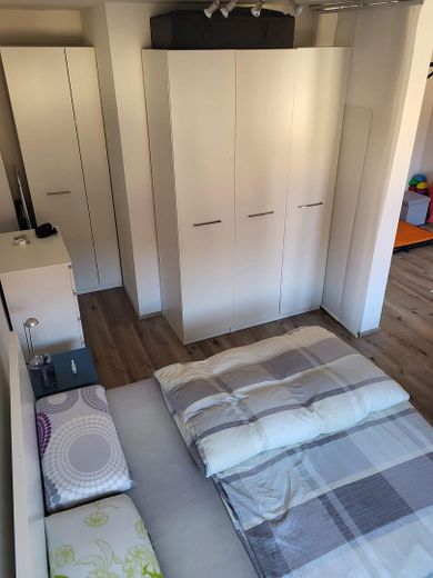 Light-filled 3.5-room maisonette apartment in Nordstadt/Gärten h.d.Veste – Schlafzimmer