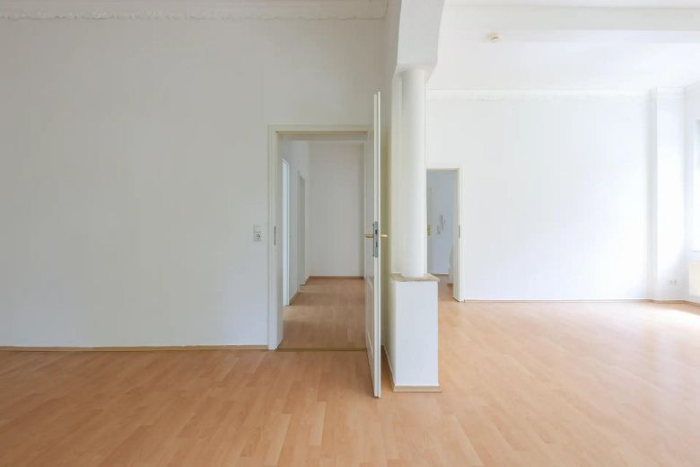 PROVISIONSFREI (Privatverkauf): Große 4-Zimmer-Wohnung in historischen Villa am Naturschutzgebiet – Foto 17