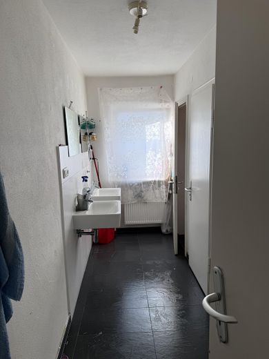 Rendimento eccezionale con un immobile insolito! – 2 sep. WCs 1. Stock aktuell
