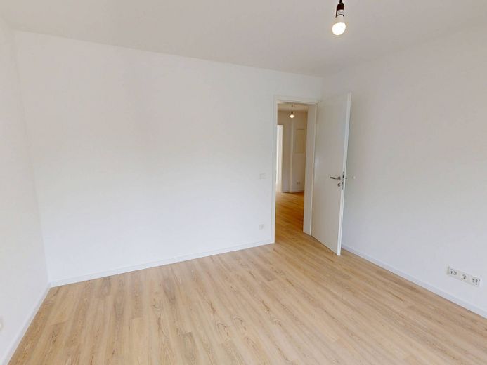 Moderne 2-Zi.-Whg. mit BALKON und EBK in Hambug-Rissen – Ansicht II: Schlafzimmer (Mus…
