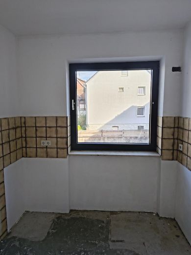Appartement en copropriété solide de 2 pièces avec loggia et vue imprenable dans un emplacement calme – Küche 3