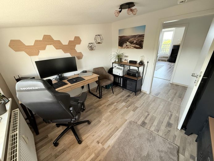 Büro 1 / Kinderzimmer