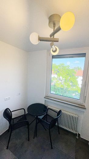 Helles WG Zimmer (saniert / vollmöbliert) – Essbereich