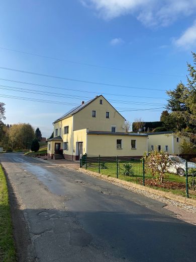 Charmantes historisches Einfamilienhaus mit großem Grundstück und modernem Komfort – Foto 14