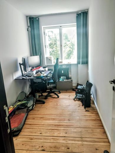 Frisch komplett renovierte Wohnung, voll ausgestattet mit hochwertigen Maßmöbeln -Provisionfrei – Foto 9