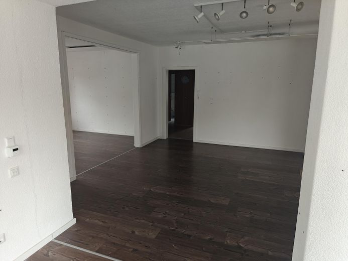 Helle Gewerbefläche in Gunzenhausen Top-Zustand, flexible Nutzung & eigene Parkplätze Provisionsfrei – Foto 10