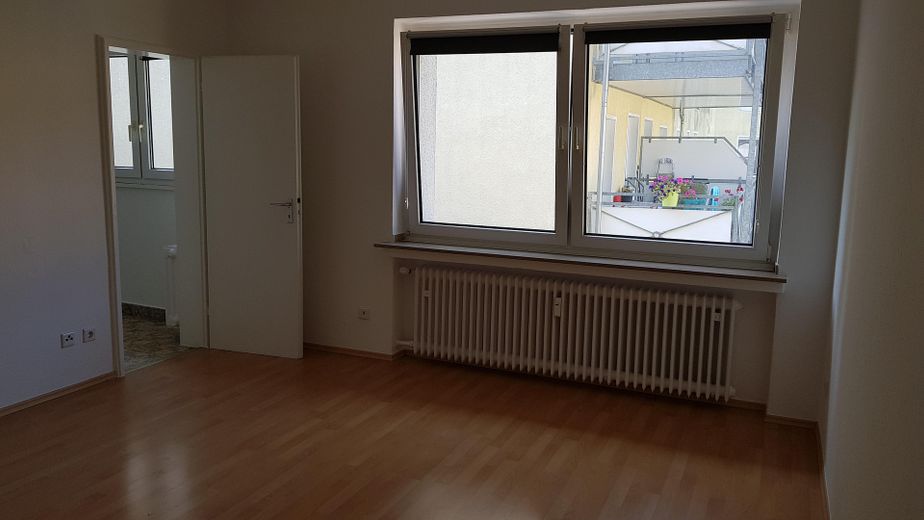 Wohn- und Schlafzimmer
