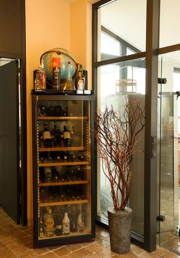 Weinschrank in der Küche