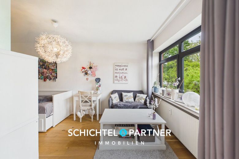Oberneuland | Stilvolle Maisonette-Wohnung mit Schwimmbad und Sauna – S&amp;P | Gästezimmer