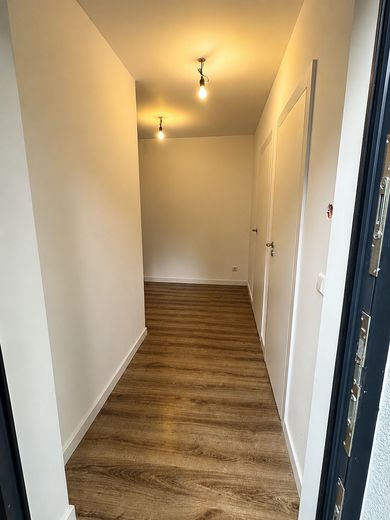 Nowy dom w Berlinie-Müggelheim – A+, taras na dachu, ogród, 4,5 pokoju, bez prowizji – Zdjęcie 4