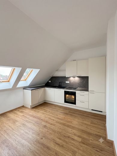 NEUBAU-Erstbezug: 2 Zimmer-Wohnung mit KLIMAANLAGE, EBK, Kamin & Balkon in Berlin-Spandau – फोटो 4