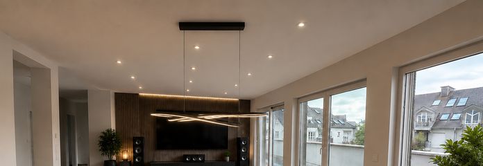 Traumhaftes Penthouse mit privater Dachterrasse und Fahrstuhl direkt in die Wohnung – Wohnzimmer mock-up