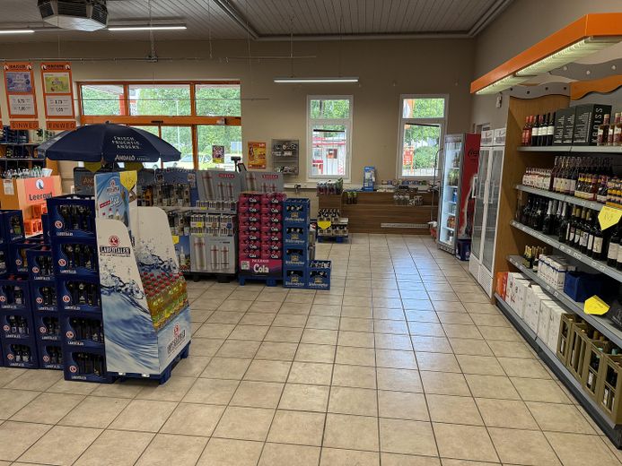 Commercial space, beverage market, retail space – Photo 9