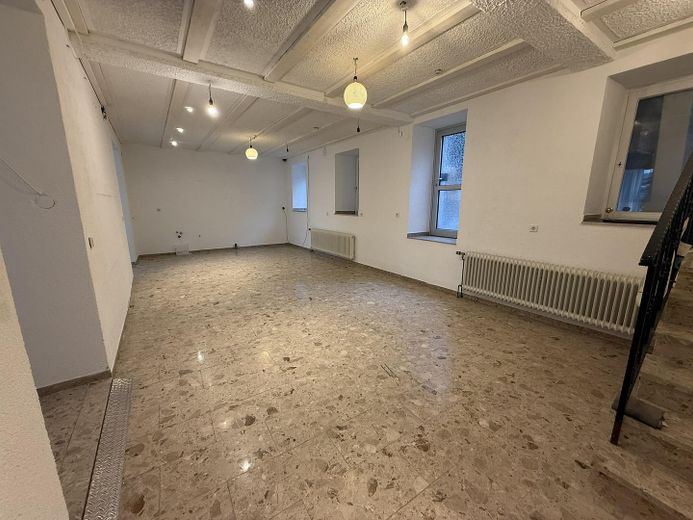 Kiralanacak ticari alan | yaklaşık 85 m² | mağaza  Mağaza + Depo + Ofis – Fotoğraf 8