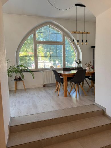 Wohnen mit Flair - sanierte Wohnung in der Klingenburg – Esszimmer