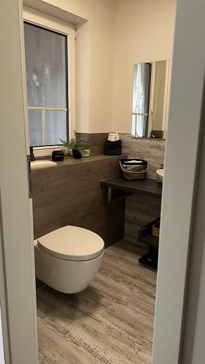 Einfamilienwohnhaus mit Doppelgarage und großem Garten - Privatverkauf – Foto 13