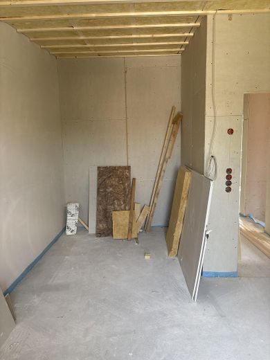 Neubau - hochwertige DHH mit Garten und Garage – Eltern