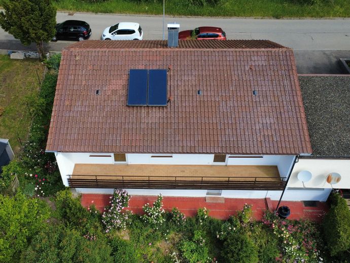 Charmantes Einfamilienhaus in idyllischer Lage, provisionsfrei ! – Solarthermie auf dem Dach 2013