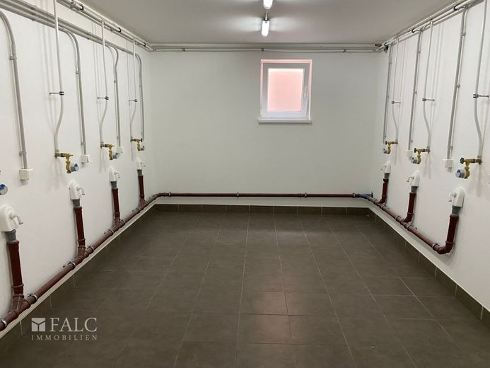 Moderne Obergeschosswohnung im Solarpark Diamant, Barrierefrei, vermietet, mit Terrasse zu verkaufen! – Waschküche