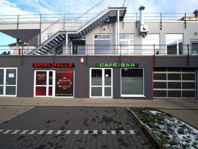 108 m²-Gewerbe mit ebenerdigem Zugang am Elbezentrum in Roßlau – vielseitig nutzbar! – Foto 1