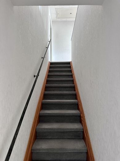 Provisionsfrei: Reihenhaus mit Garten in begehrter Wakenitznähe – Treppe
