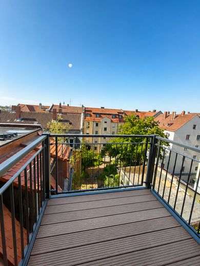 First occupancy after loft conversion: Bright 2-room apartment with fitted kitchen and balcony – Balkon