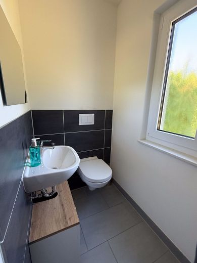 ++ Provisionsfrei ++ Doppelhaushälfte mit traumhaftem Ausblick in Weichs – WC