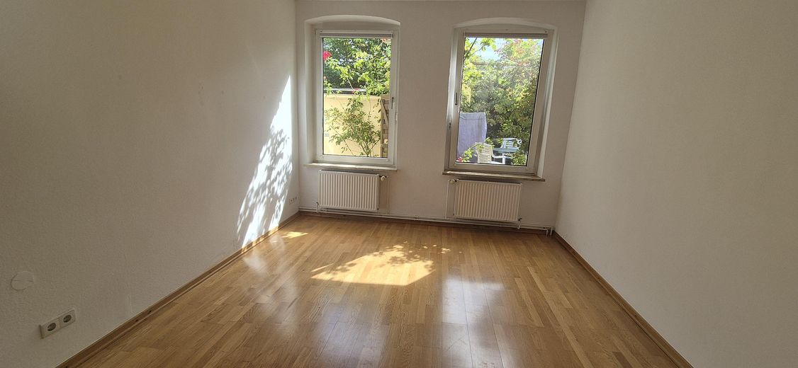 120 m² का गर्म विंटरगार्डन, टैरेस और बगीचे सहित – Schleswig में असाधारण अपार्टमेंट – Schlafzimmer
