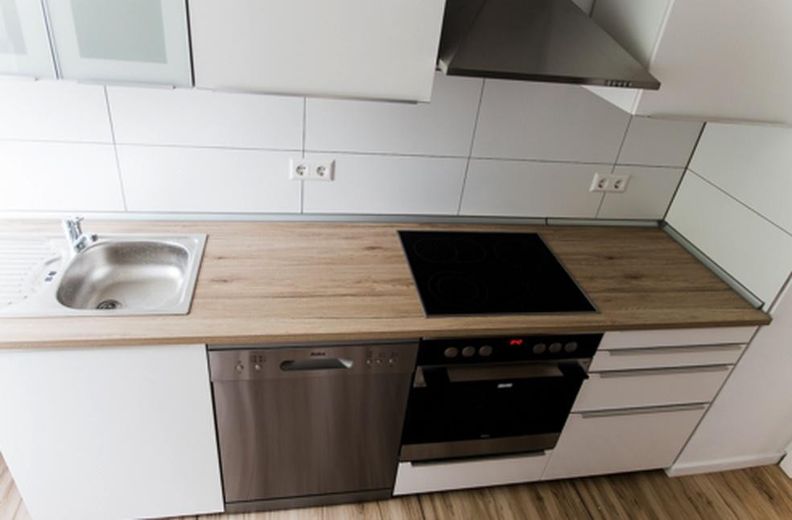 3 Zimmer in Hannover-Mittelfeld – Küchengeräte