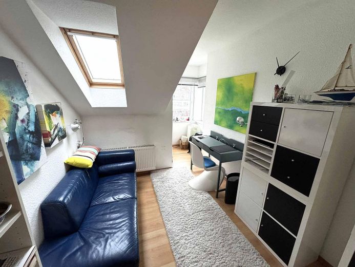 Einzigartige, ruhige Dachgeschosswohnung in Bonn Mitte – Gäste-/Arbeitszimmer möbliert
