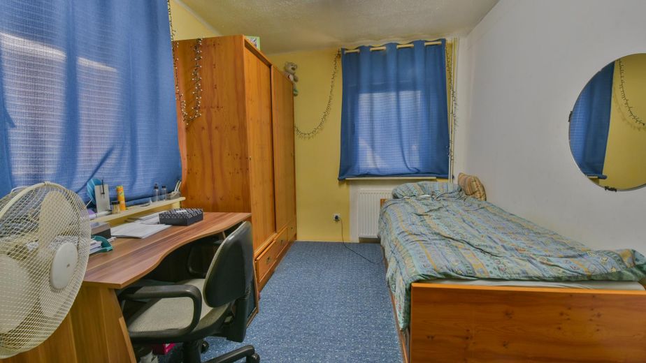 Zimmer oben (1)