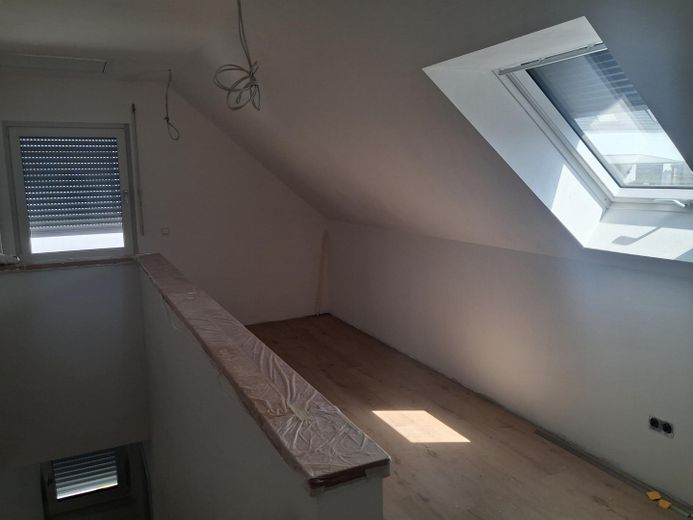 Schönes Einfamilienhaus mit Einlieferwohung – Galerie DG