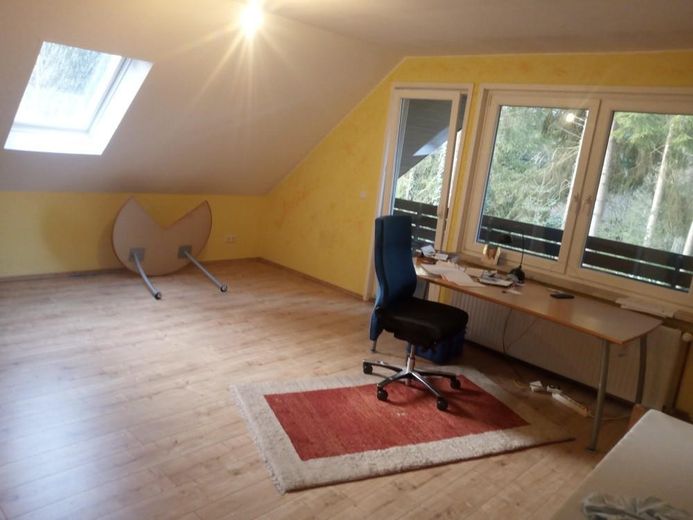 Zimmer West mit Loggia / Dachf