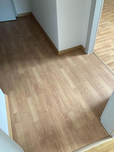 ruhige Dachgeschosswohnung mit hellen Räumen – Foto 13