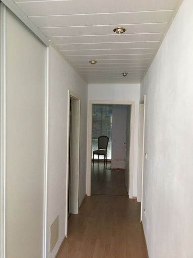 Gepfl. 3-Zi-Whg. 89qm Balkon Bad Gäste-WC Keller Tiefgarage in Nbg provisionsfrei v. Privat – Foto 2