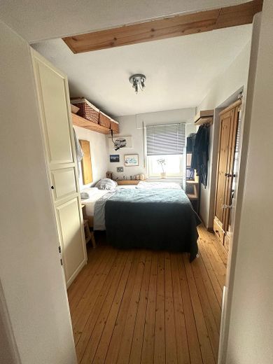 Stylowe mieszkanie na 2. piętrze w centrum miasta do wynajęcia – 2. Schlafzimmer
