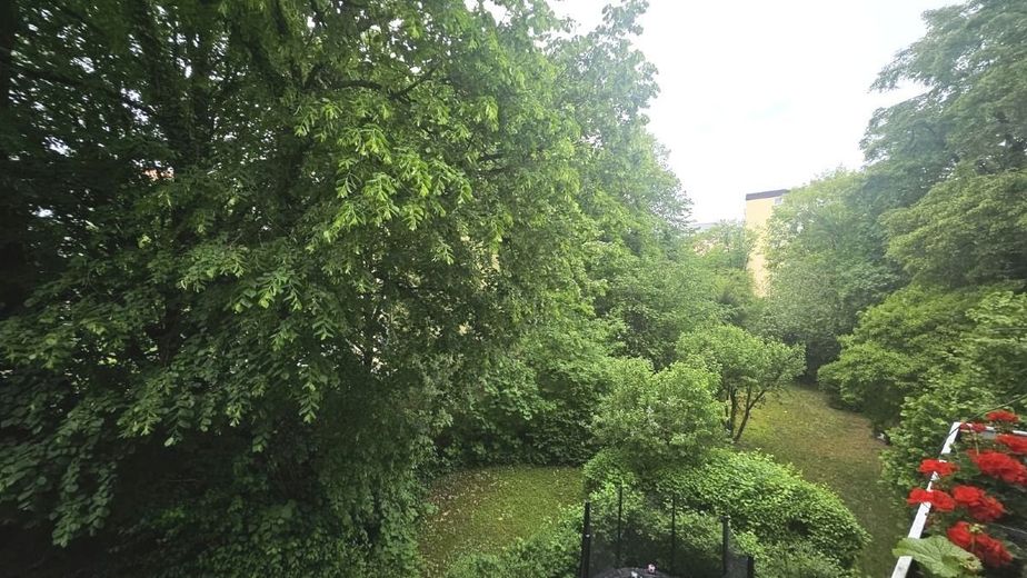 *** Rodziny uwaga *** Przytulne 4-pokojowe mieszkanie w Kleinhadern – Blick vom Balkon