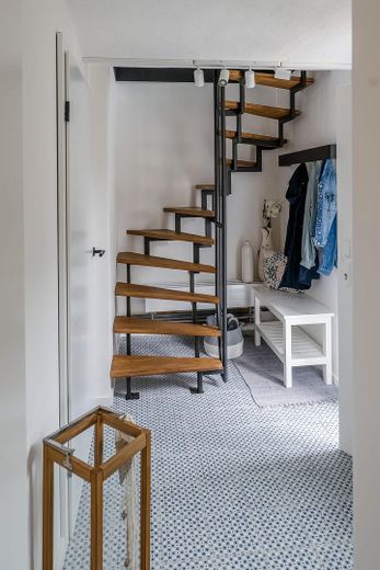 Treppenaufgang EG ins 1. OG