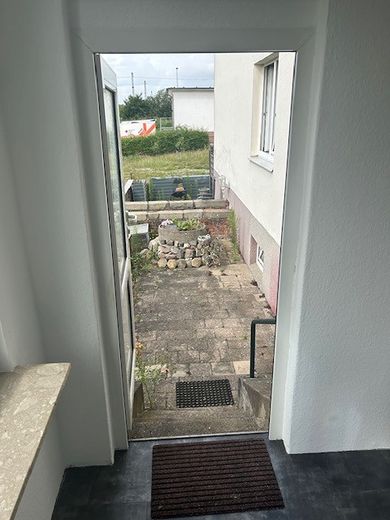 Helle ruhige 2,5R EG gr Terrasse zentral 7min Hbf – Foto 2