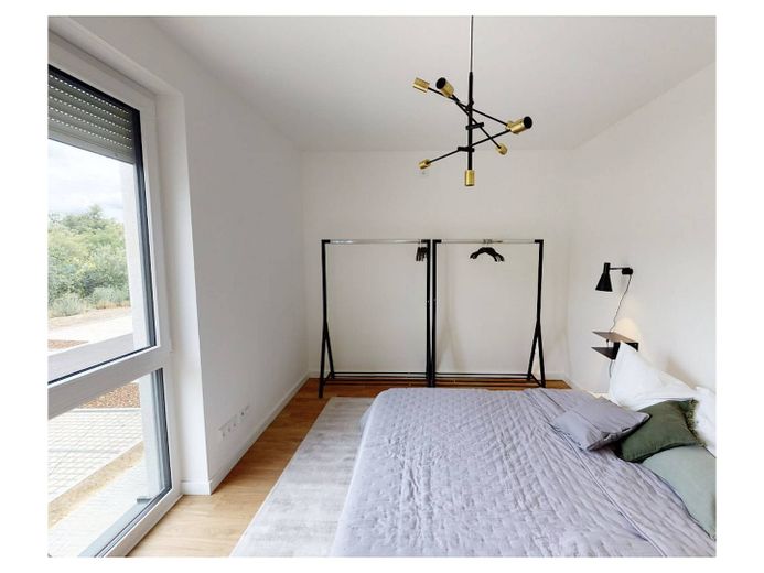 Mieszkanie 4-pokojowe z balkonem i 2 łazienkami na osiedlu mieszkaniowym w Nauen „WOHNEN AN DEN MÜHLENSTÜCKEN” – Musteransicht I: Schlafzimmer